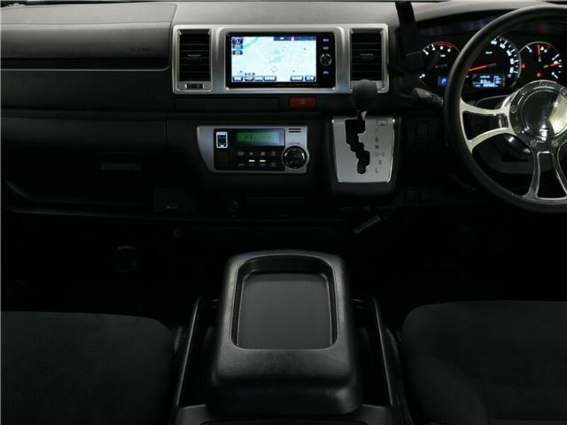 HIACE VAN-42