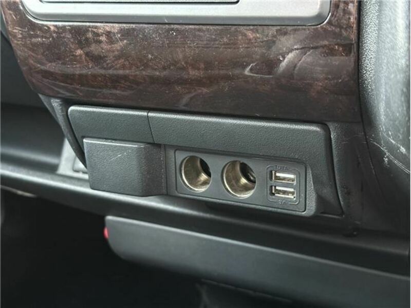 HIACE VAN-26