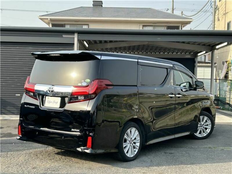 ALPHARD-9