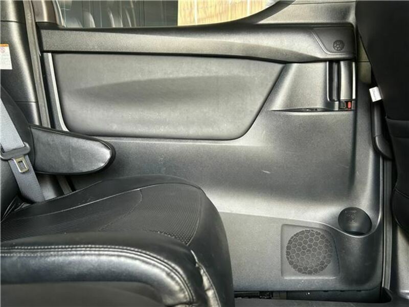ALPHARD-24
