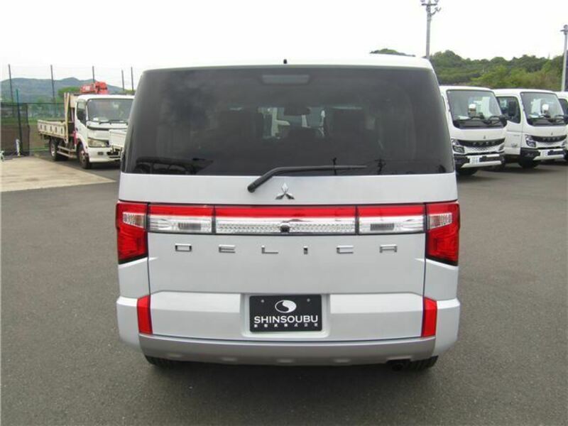 DELICA D5