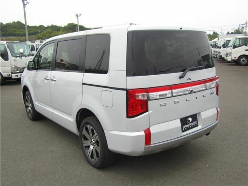 DELICA D5
