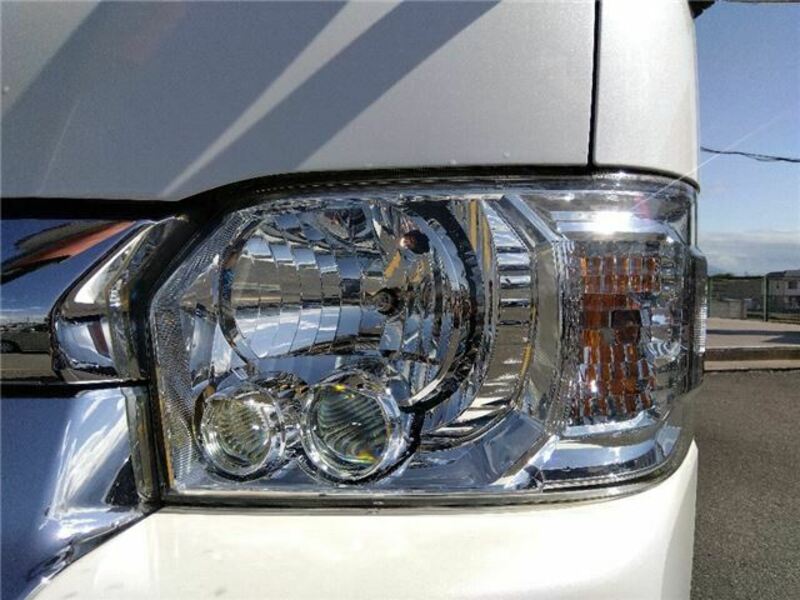 HIACE VAN-14