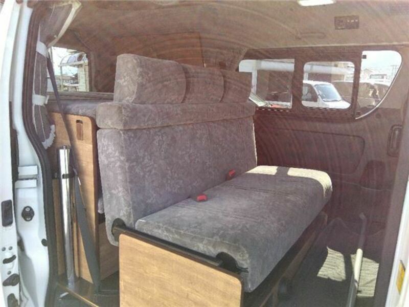 HIACE VAN-16