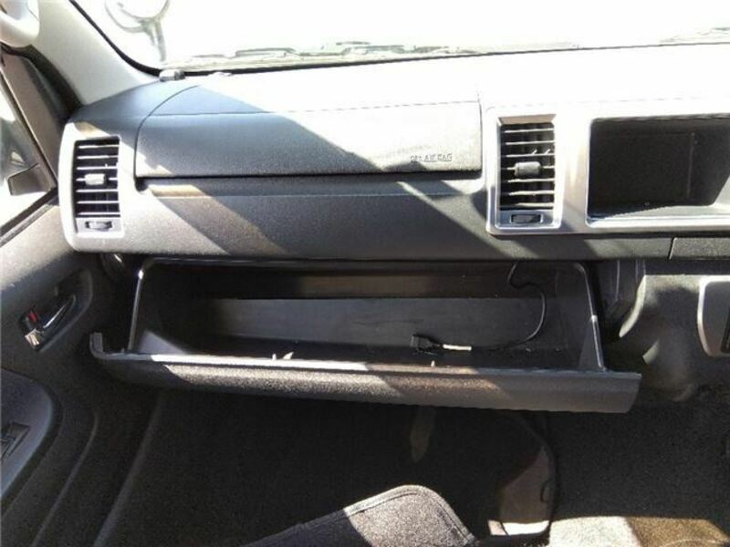 HIACE VAN-25