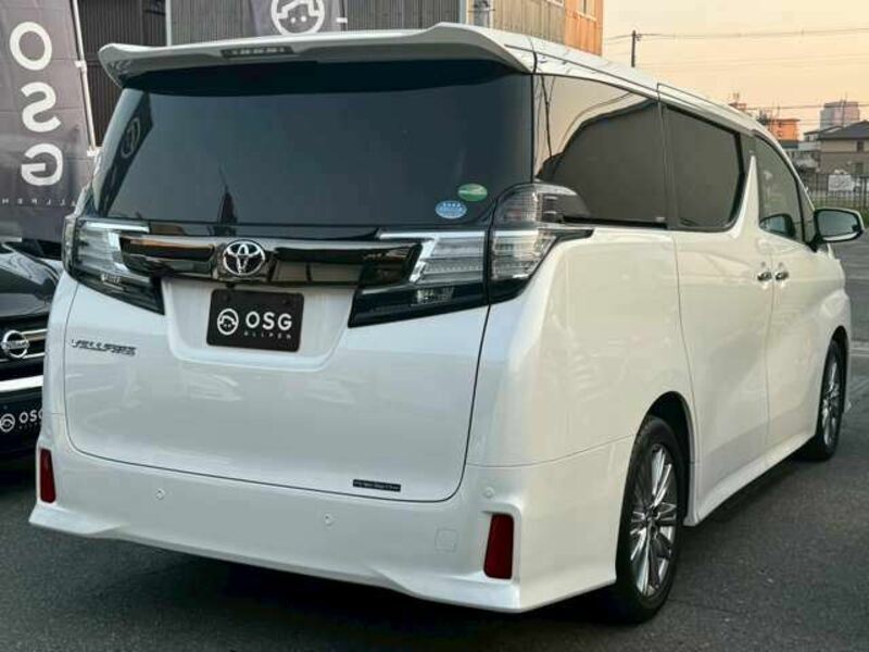 VELLFIRE-2
