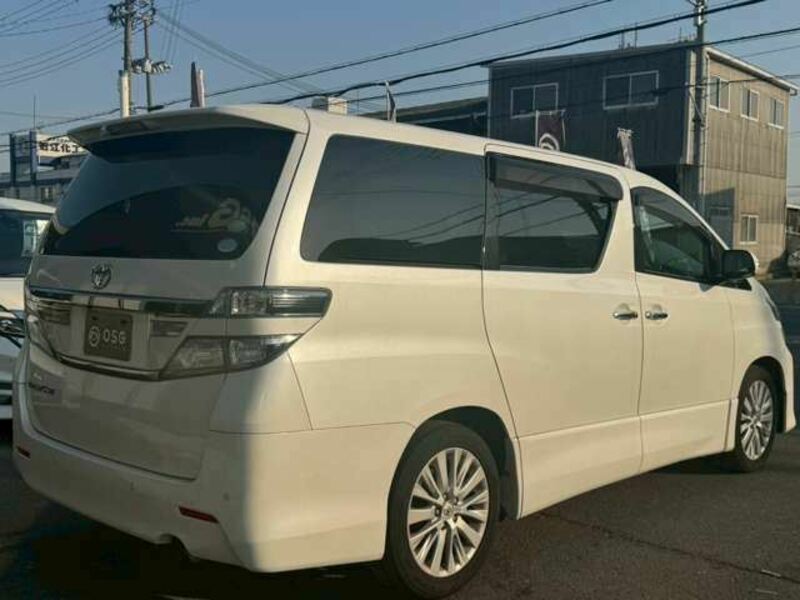 VELLFIRE-2