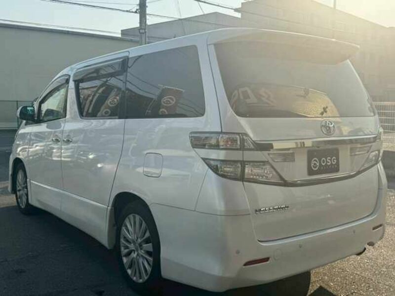 VELLFIRE-3