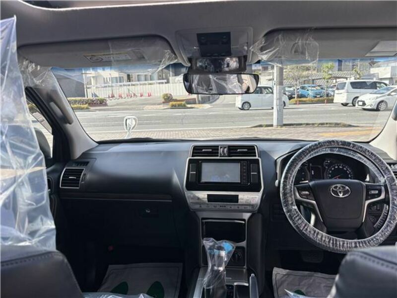 LAND CRUISER PRADO-2