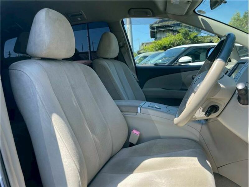 ESTIMA HYBRID-19