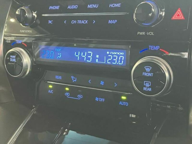 VELLFIRE-18