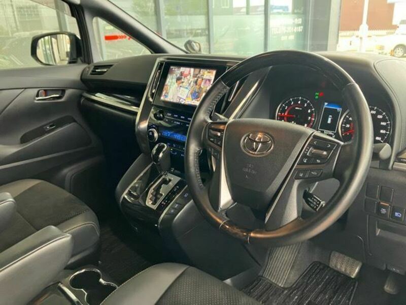 VELLFIRE-26