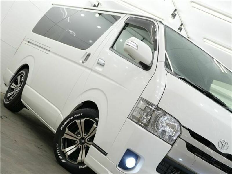 HIACE VAN-11