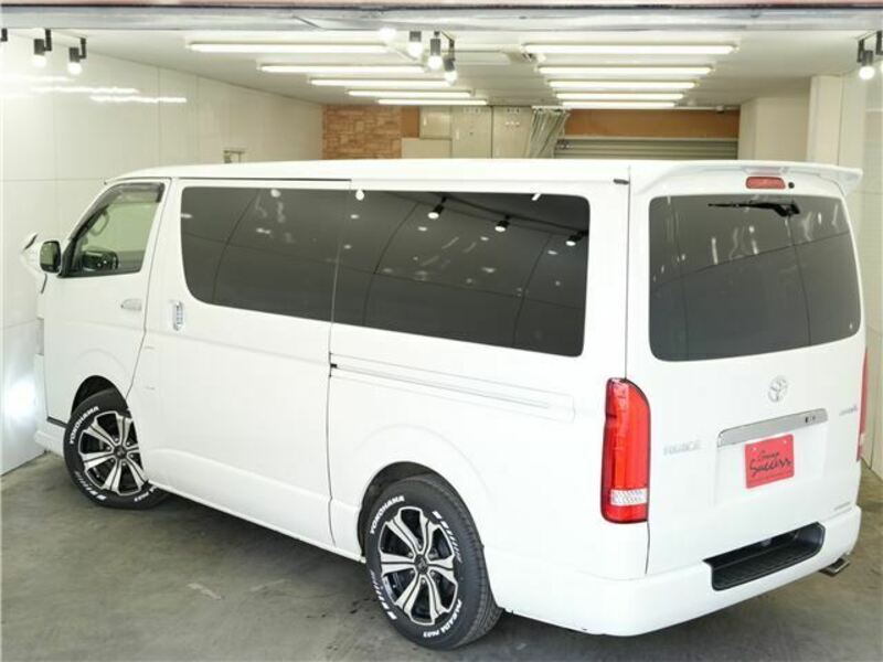 HIACE VAN-12