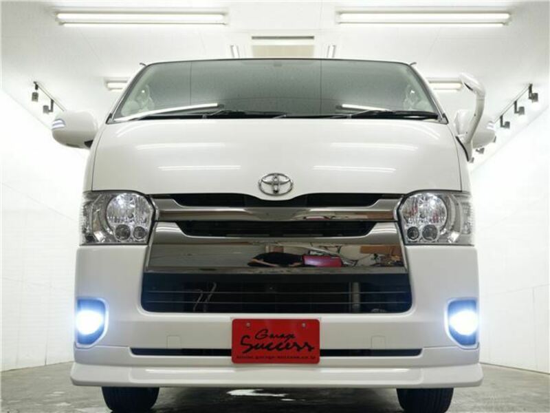 HIACE VAN-17