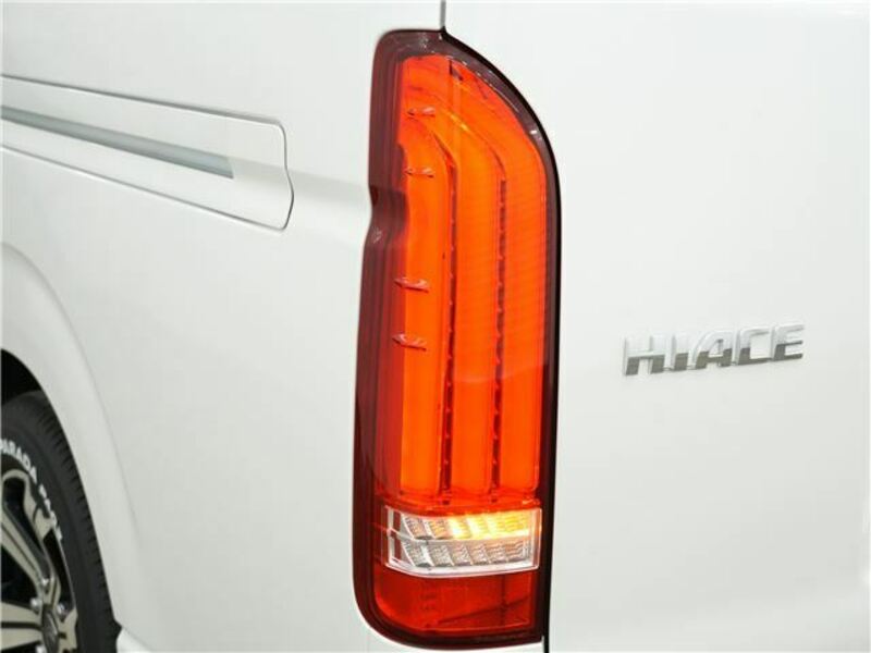 HIACE VAN-24