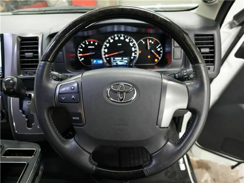 HIACE VAN-31