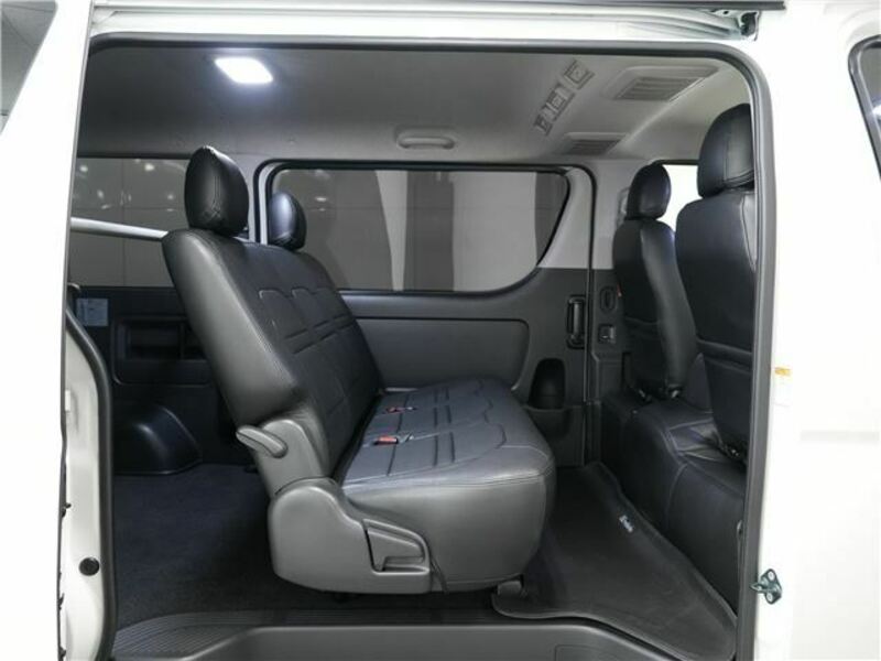 HIACE VAN-45