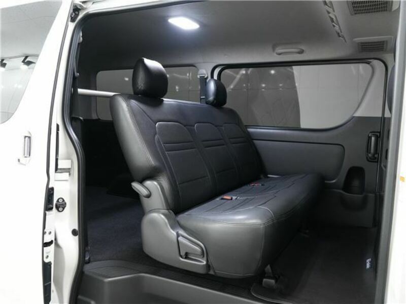 HIACE VAN-46
