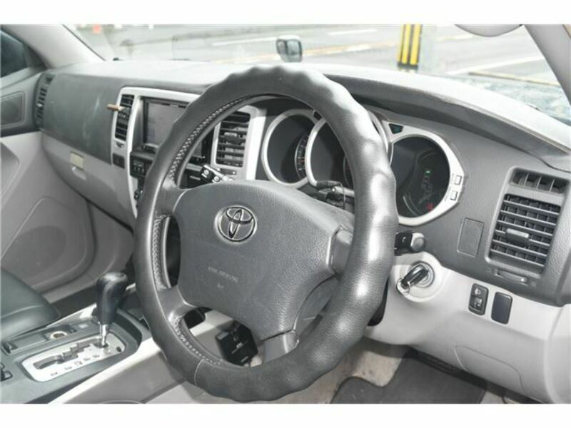 HILUX SURF-12