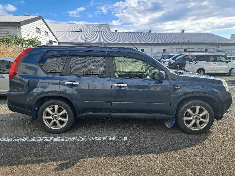 X-TRAIL-5