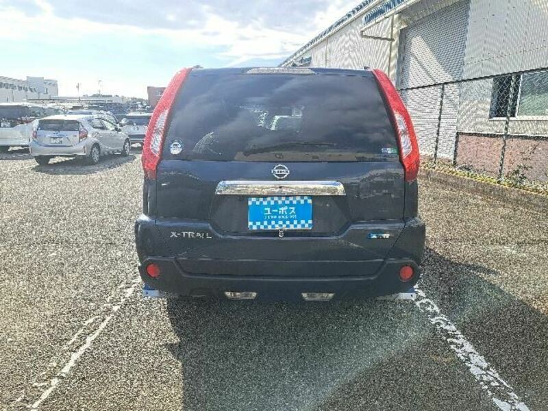 X-TRAIL-7