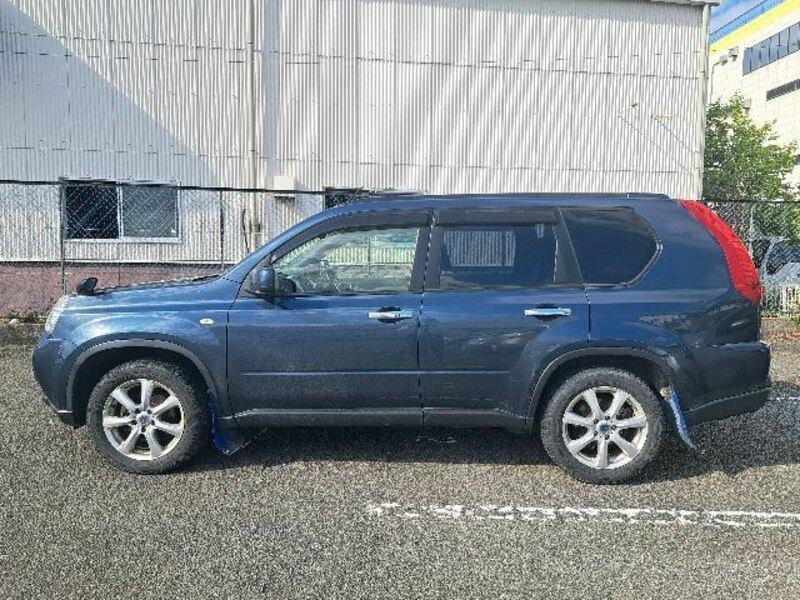 X-TRAIL-9