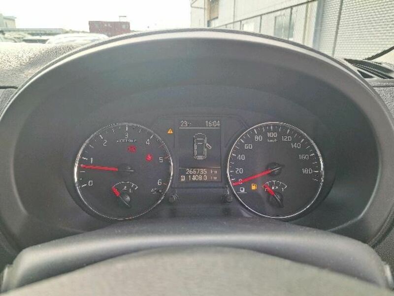 X-TRAIL-16