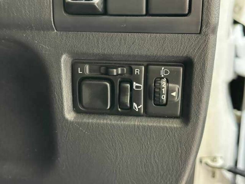 JIMNY-11