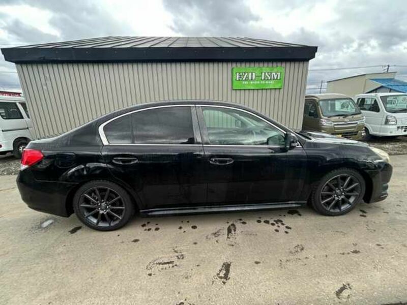 LEGACY B4