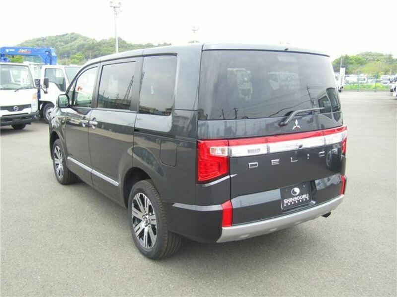 DELICA D5