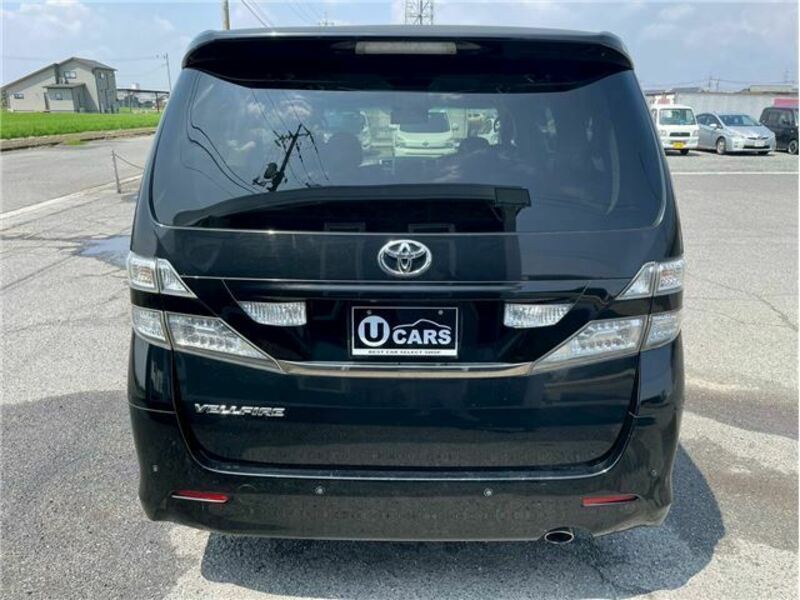 VELLFIRE-1