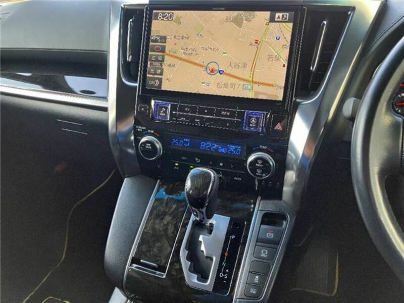 VELLFIRE-7