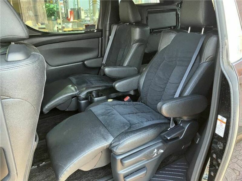 VELLFIRE-20