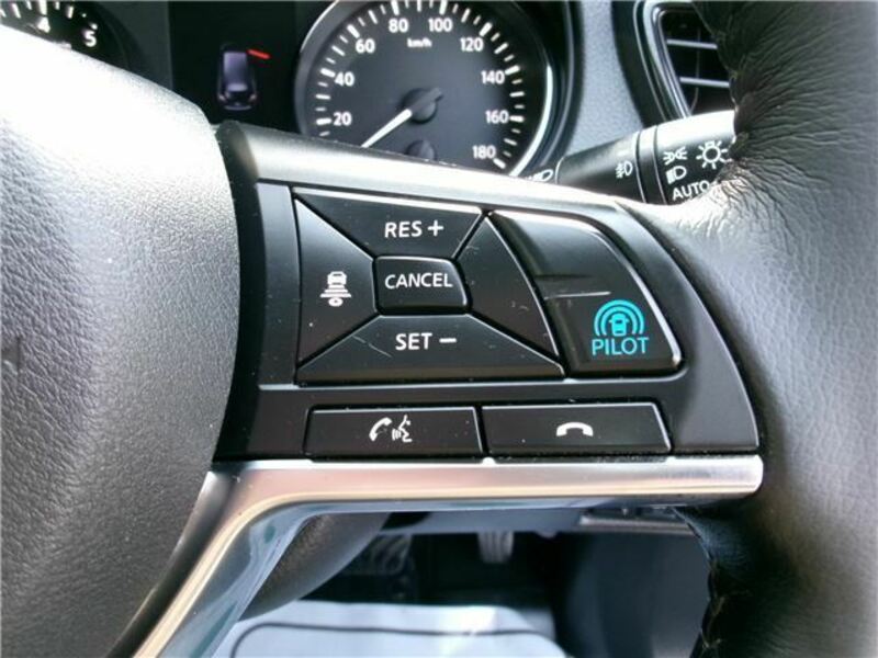 X-TRAIL-16