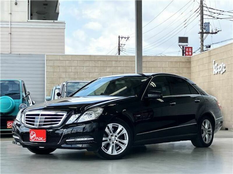 MERCEDES-BENZ　E-CLASS