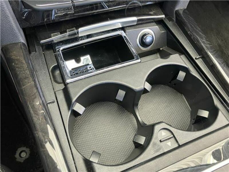E-CLASS-26