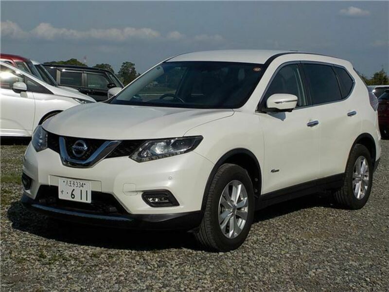 X-TRAIL