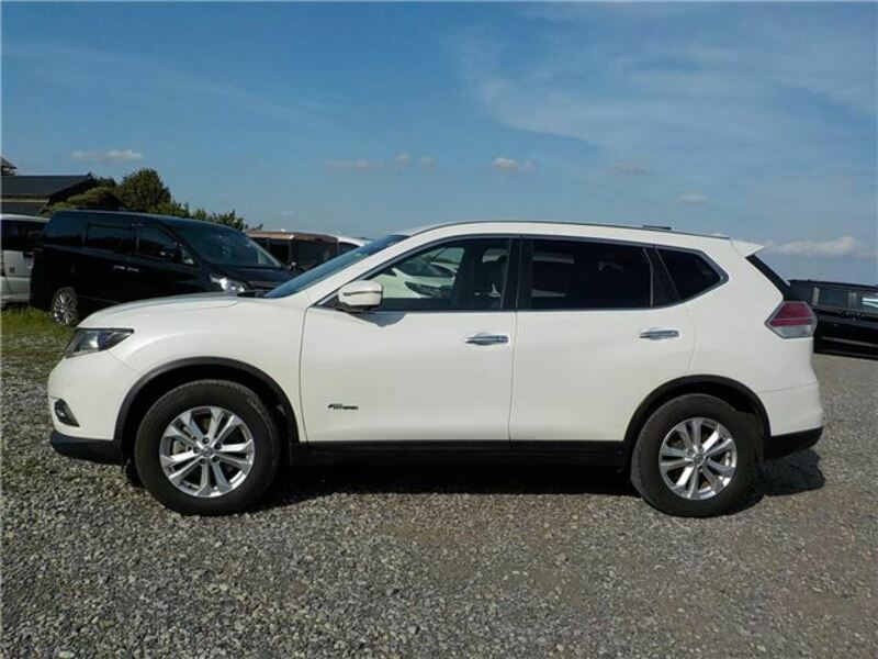 X-TRAIL