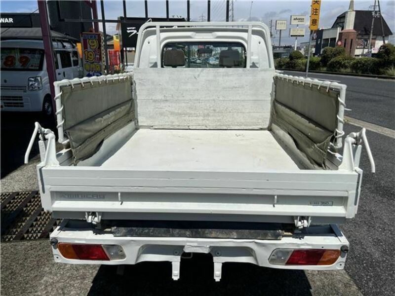 MINICAB TRUCK-9