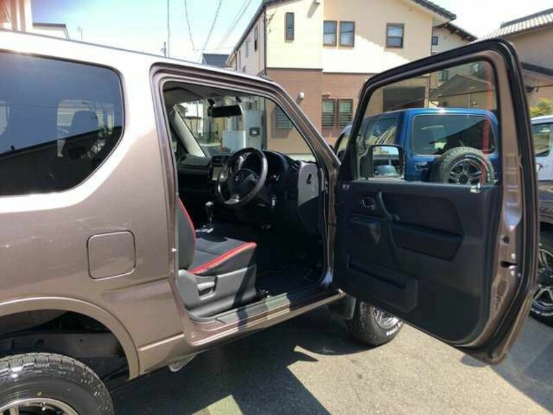 JIMNY-11
