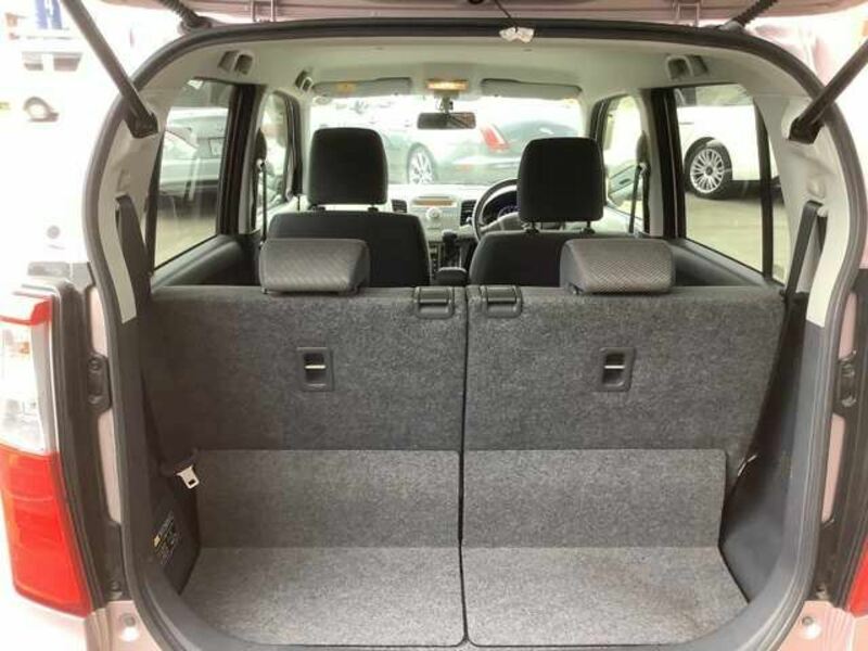 WAGON R-7
