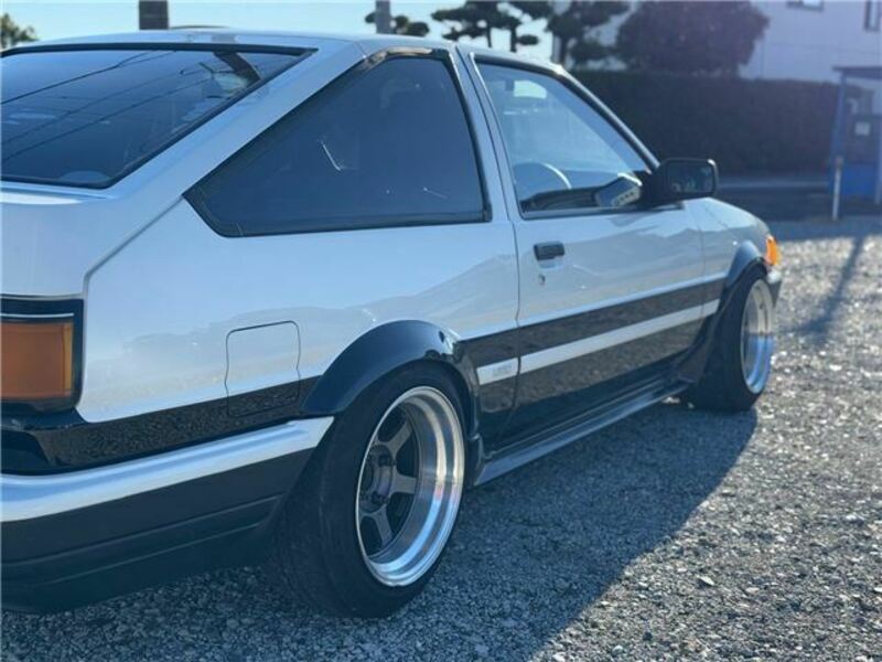 COROLLA LEVIN-31
