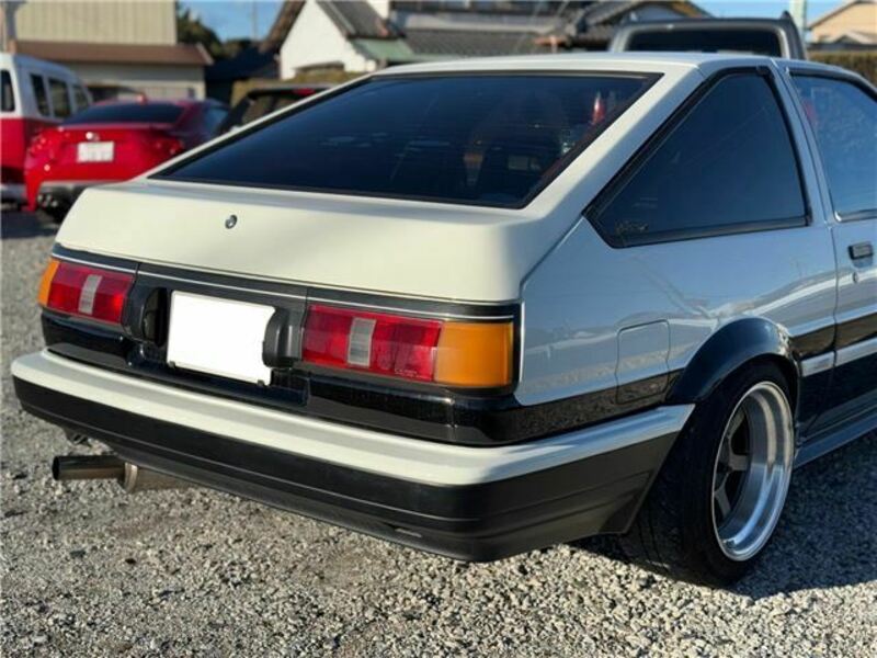 COROLLA LEVIN-33