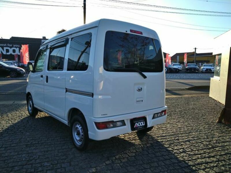 HIJET CARGO-2