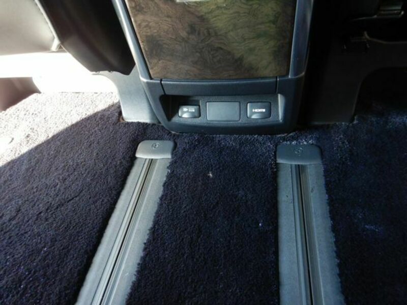 ALPHARD-17