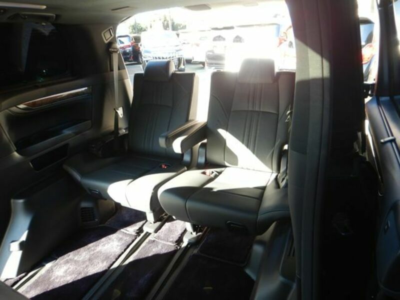 ALPHARD-24