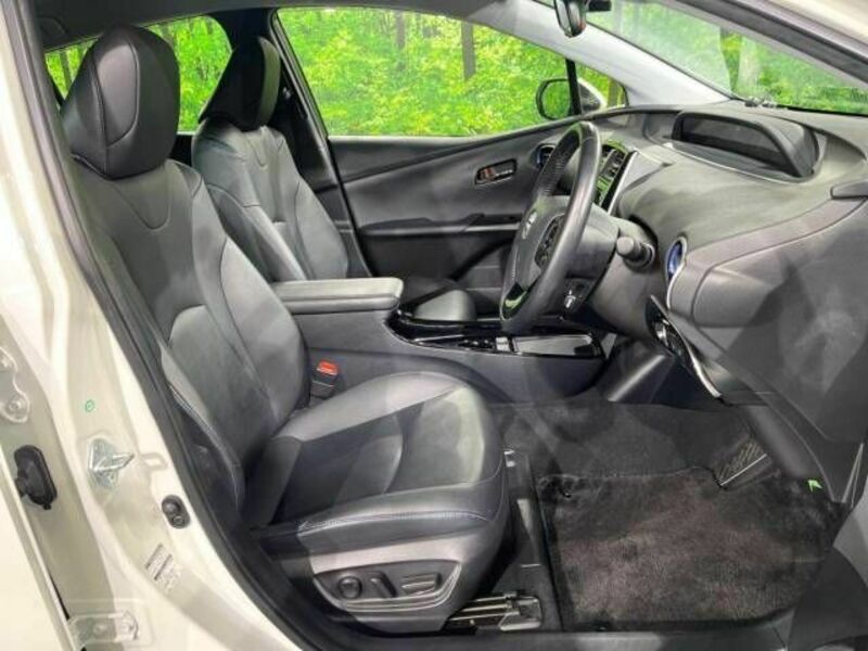 PRIUS-9