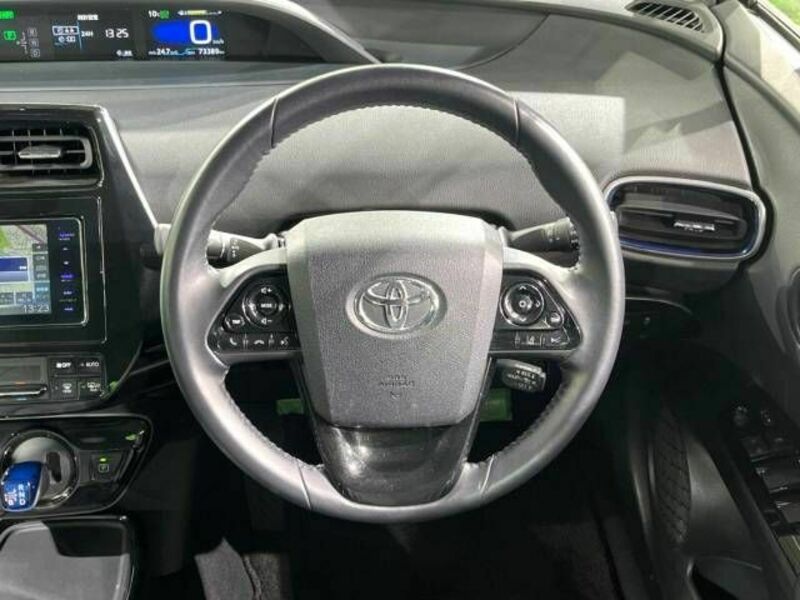 PRIUS-12
