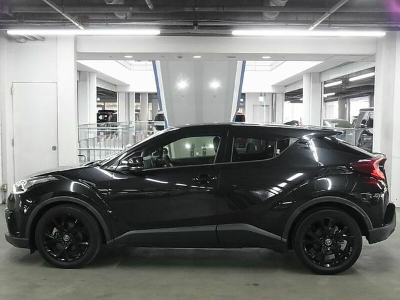 C-HR-8